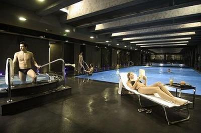 Wellness centre in Broadway Hotel with jacuzzi, Finnish sauna, steam bath and swimming pool - Hotel Broadway Budapest - apartment hotel Broadway in the downtown of Budapest at discountes prices