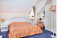 Elegant double room in Hotel Museum Budapest - Mercure Hotel Budapest