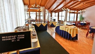 Restaurant of Sissi Hotel in Budapest, close to the Grand Boulevard - Sissi Hotel Budapest - discount hotel in the centre of Budapest